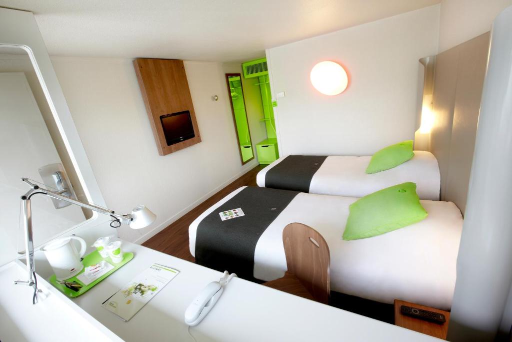 Двухместный (Двухместный номер с 2 отдельными кроватями) отеля Campanile Lille Nord Wasquehal, Лилль