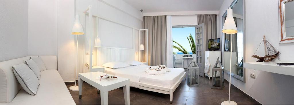 Двухместный (Стандартный двухместный номер с 1 кроватью) апартамента White Suites Resort, Афитос