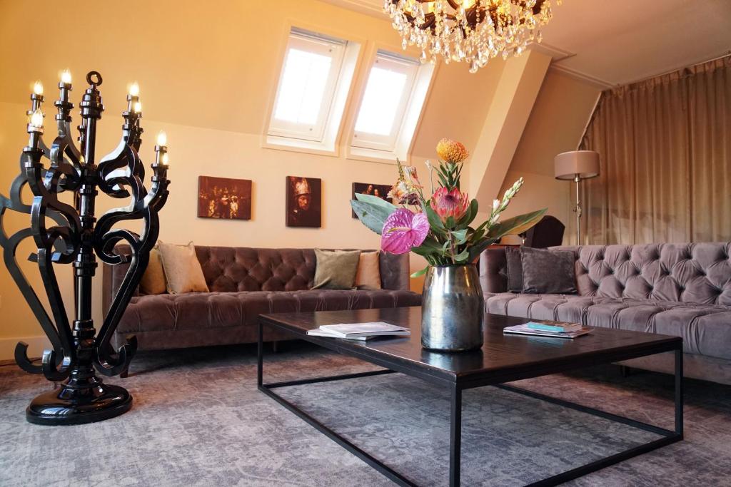 Сьюит («Королевский» пентхаус с видом на канал), Luxury Suites Amsterdam