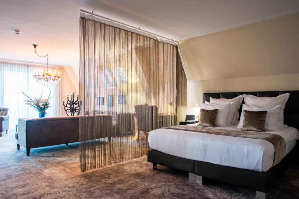 Сьюит (Императорский люкс), Luxury Suites Amsterdam