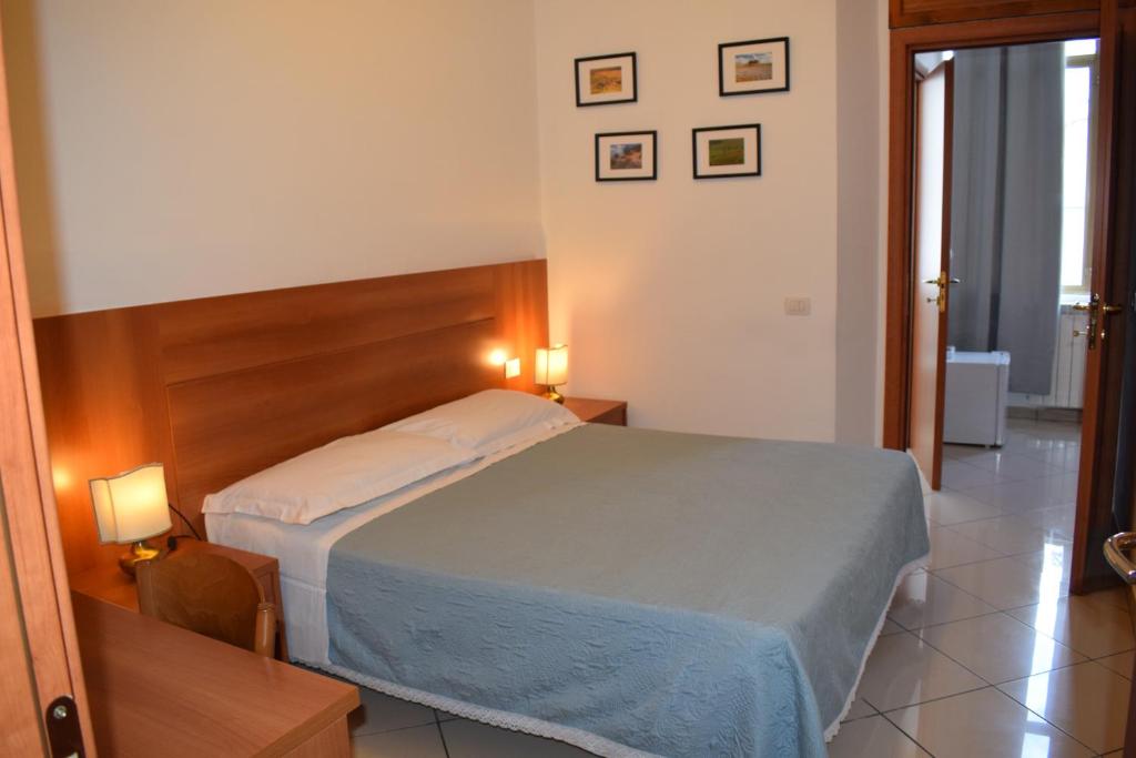 Двухместный (Двухместный номер с 1 кроватью или 2 отдельными кроватями) отеля Hotel Dalmazia, Флоренция
