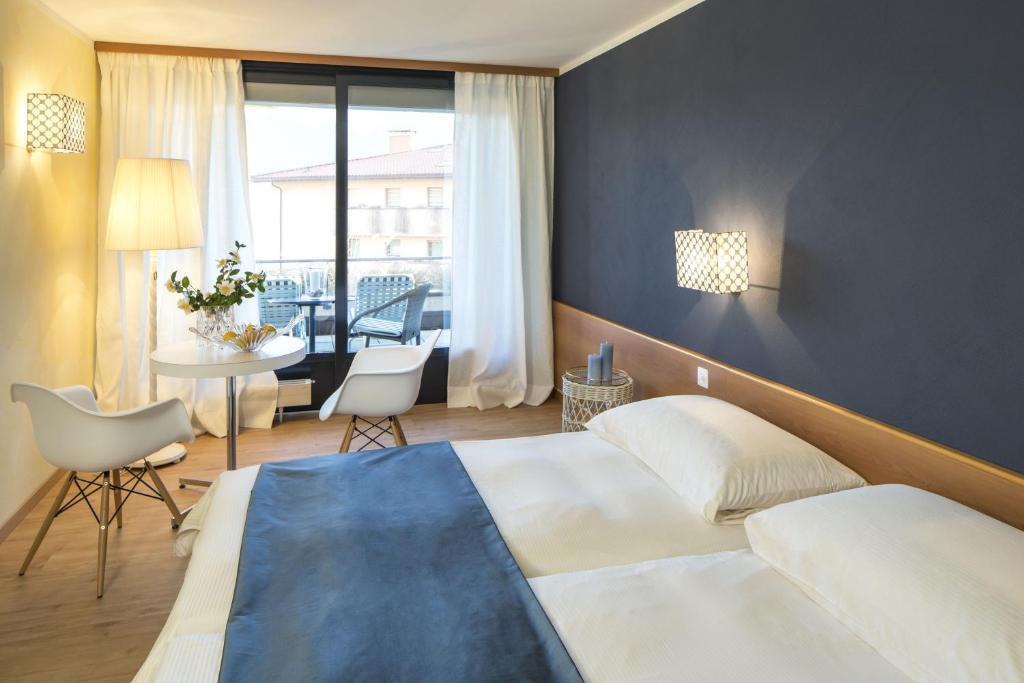 Двухместный (Двухместный номер «Комфорт» с 1 кроватью) отеля La Barca Blu, Локарно