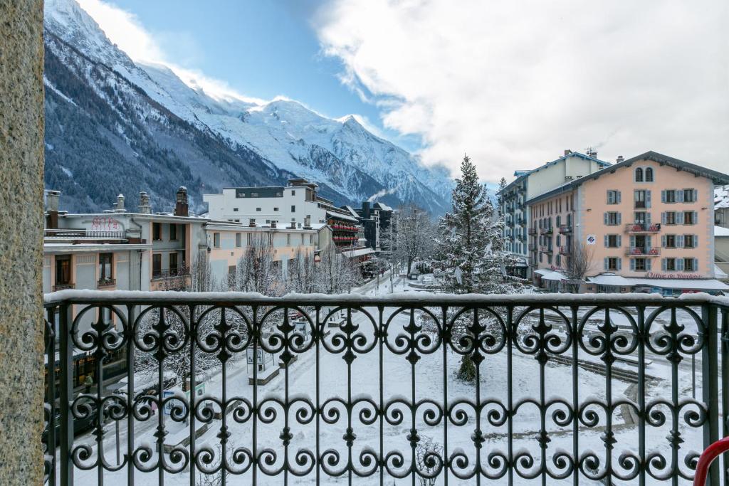 Двухместный (Двухместный номер с 2 отдельными кроватями) отеля Hotel Le Chamonix, Шамони-Мон-Блан