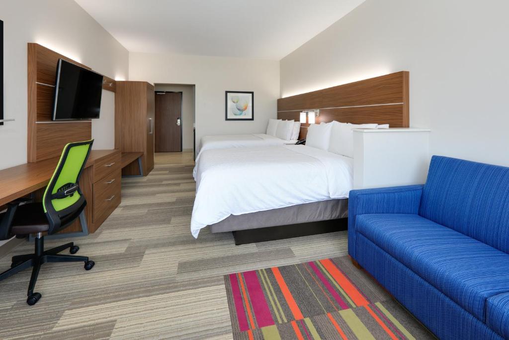 Сьюит (Люкс с 2 кроватями – для некурящих) отеля Holiday Inn Express & Suites - Dallas NW HWY - Love Field, an IHG Hotel, Даллас