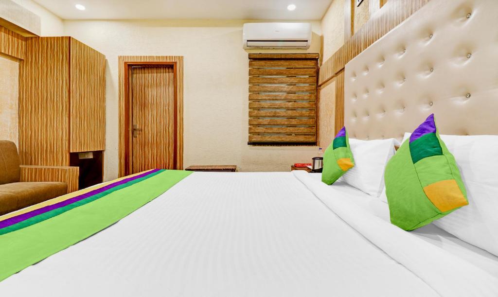 Двухместный ([Sanitized] Standard Double Room), Treebo Trend Hotel PVRX, Amritsar