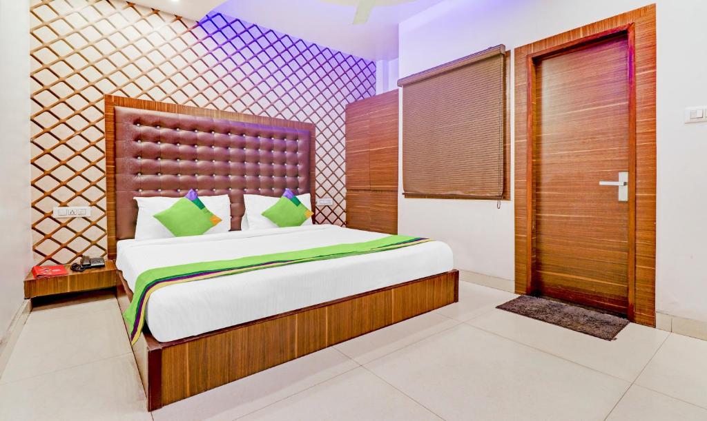 Двухместный ([Sanitized] Standard Double Room), Treebo Trend Hotel PVRX, Amritsar