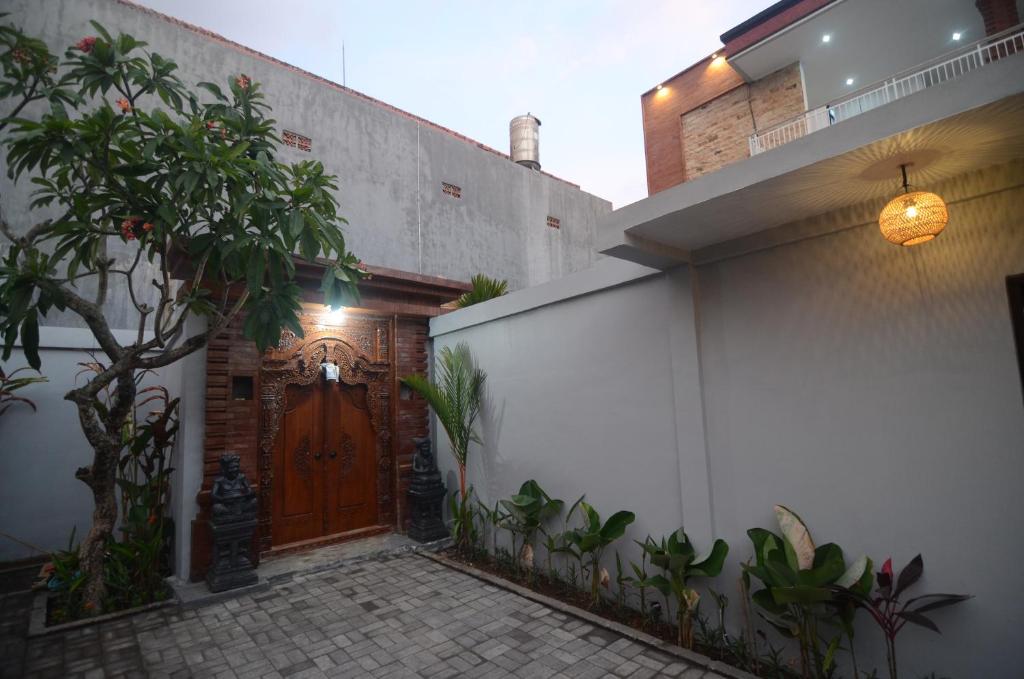 Семейный (Cемейный номер с собственной ванной комнатой), Kusuma Guesthouse 2