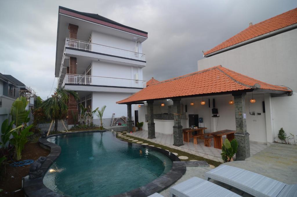 Семейный (Cемейный номер с собственной ванной комнатой), Kusuma Guesthouse 2