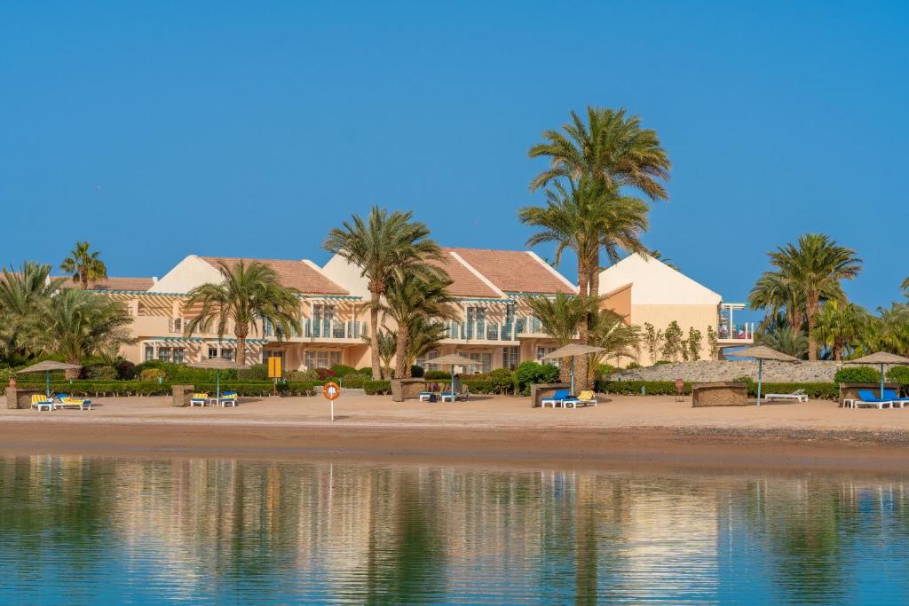 Семейный (Семейный номер с видом на лагуну), Mövenpick Resort & Spa El Gouna