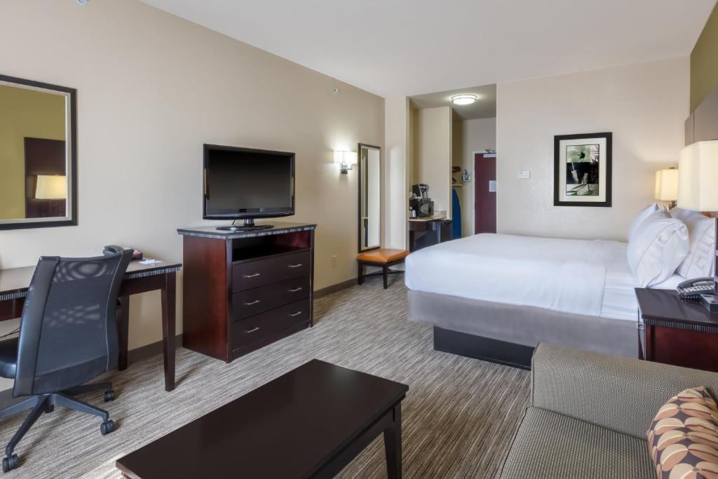 Двухместный (Номер с кроватью размера «king-size»), Holiday Inn Express Hotel & Suites Dallas West, an IHG Hotel