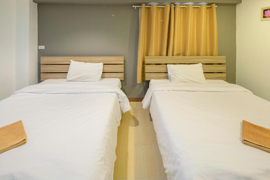 Двухместный (Двухместный номер Делюкс с 2 отдельными кроватями) отеля Gems Park, Бангкок