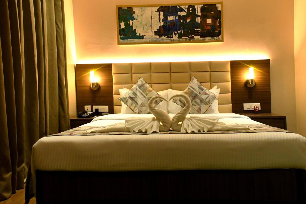 Двухместный (Номер Делюкс с кроватью размера «king-size») отеля LYNQ AERO, Калькутта