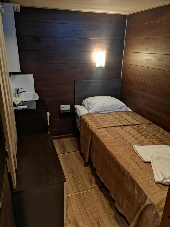 Одноместный (Номер-капсула с односпальной кроватью - Без окна) отеля Hotel Rocca al Mare, Таллин