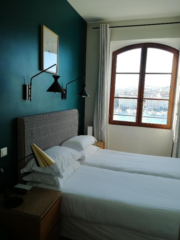 Двухместный (Classic Twin Room with Old Port View), Hôtel Belle-Vue