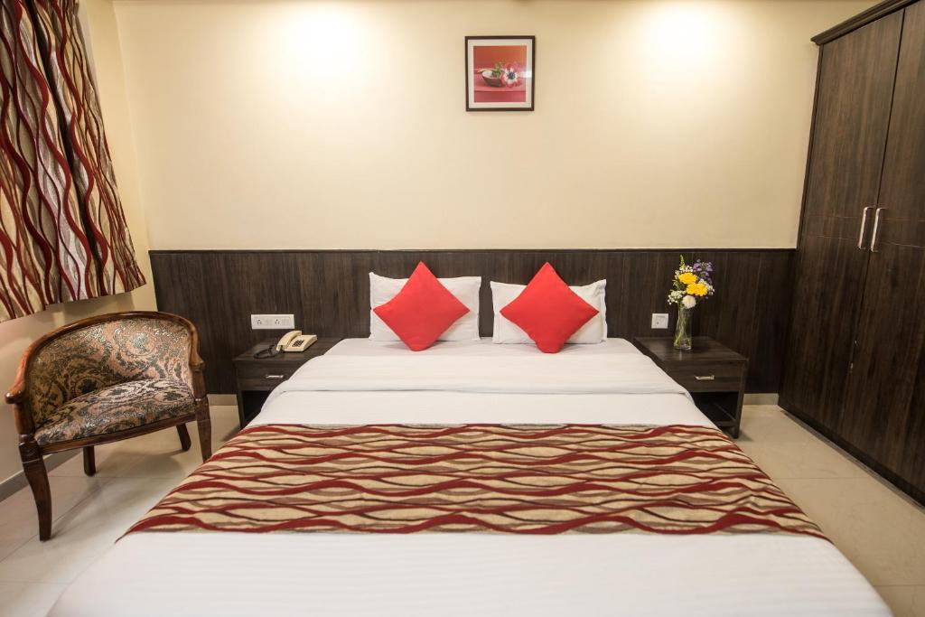 Двухместный (Двухместный номер эконом-класса с 1 кроватью) отеля Hotel City Point, Мумбай