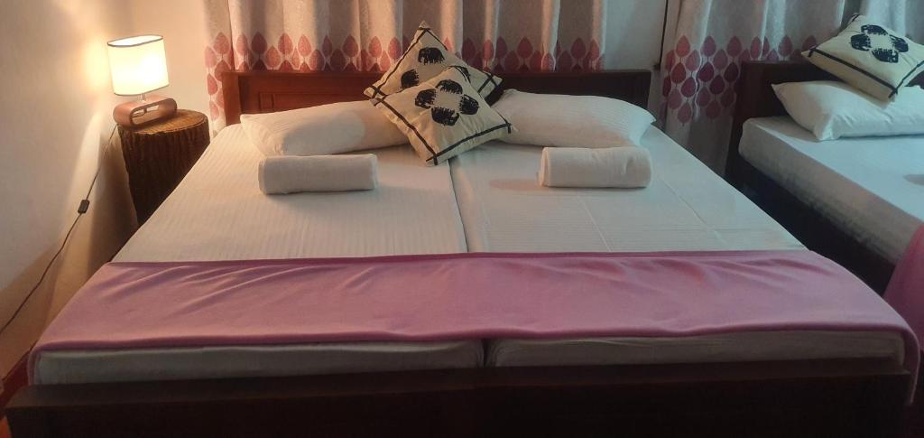 Двухместный (Двухместный номер Делюкс с 1 кроватью) гостевого дома Kevins Villa, Канди