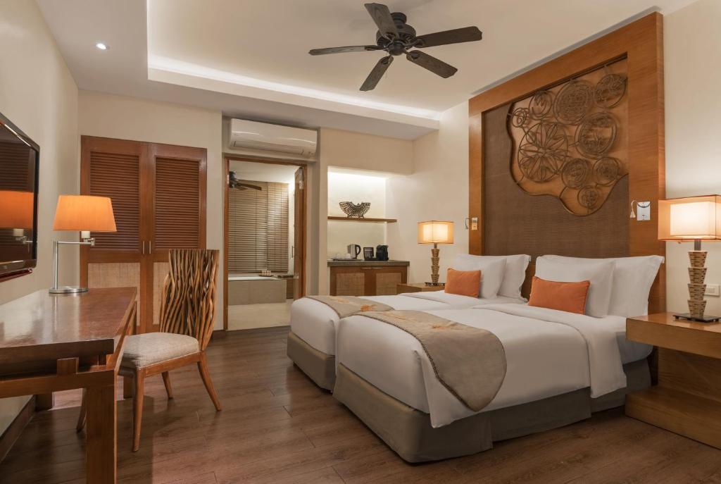 Двухместный (Номер Делюкс с садом) курортного отеля Crimson Resort & Spa - Mactan Island, Cebu, Мактан