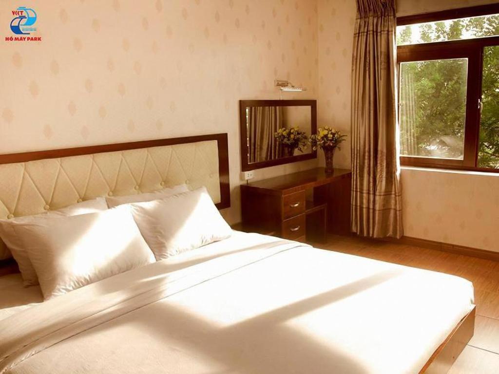 Двухместный (Улучшенный двухместный номер с 1 кроватью) курортного отеля Ho May Resort, Вунгтау