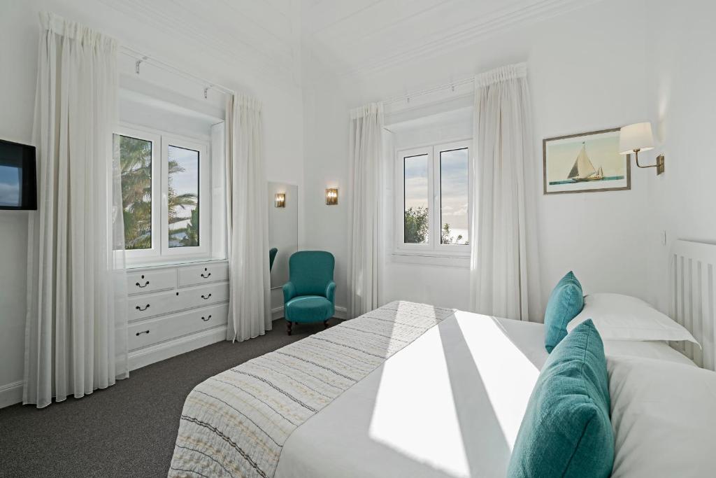 Двухместный (Двухместный номер с 1 кроватью и видом на море, Manor House) отеля Hotel Albatroz Madeira, Санта-Крус