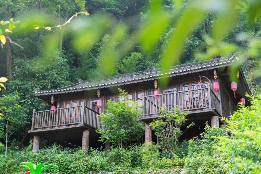 Вилла (Вилла Делюкс с 2 балконами) курортного отеля Yangshuo Ancient Garden Boutique Hotel, Яншо