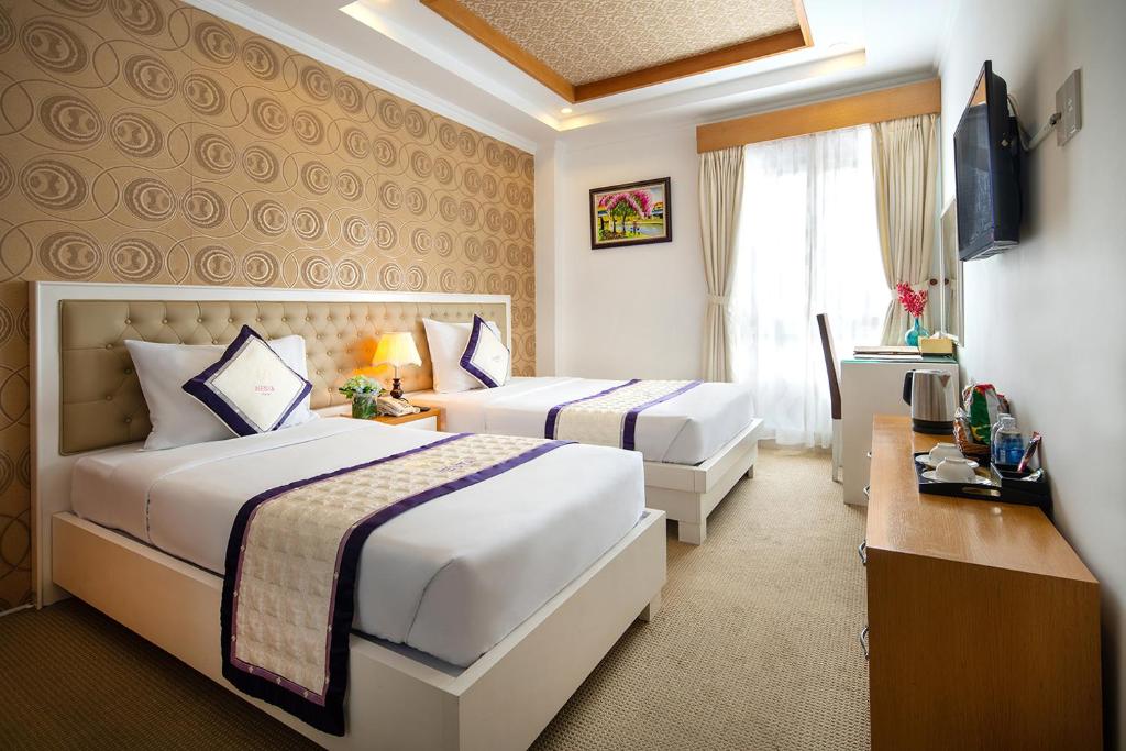 Двухместный (Двухместный номер Делюкс с 2 отдельными кроватями и видом на город) отеля Nesta Hotel, Кантхо