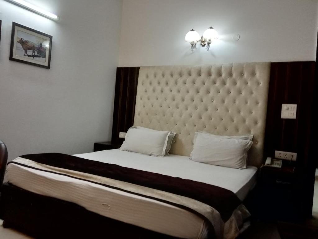 Двухместный (Двухместный номер Делюкс с 1 кроватью (для 2 взрослых и 1 ребенка)), Solo Victoria Hotel