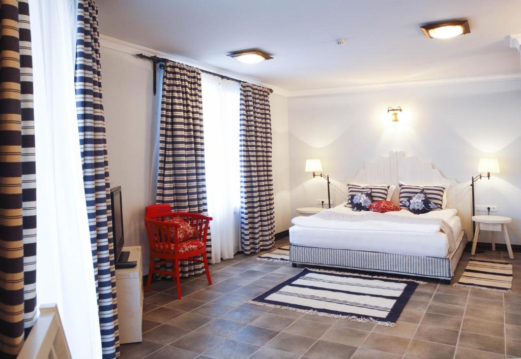 Двухместный (Двухместный номер Делюкс с 1 кроватью и балконом, вид на море) курортного отеля Oasis Resort & SPA, Лозенец