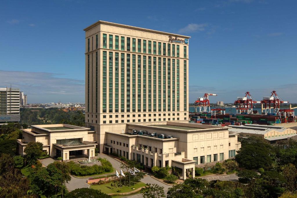 Двухместный (Улучшенный номер) отеля Radisson Blu Cebu, Себу