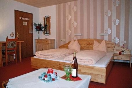 Двухместный (Двухместный номер с 1 кроватью) гостевого дома Alpenchalet Bianca, Рамзау