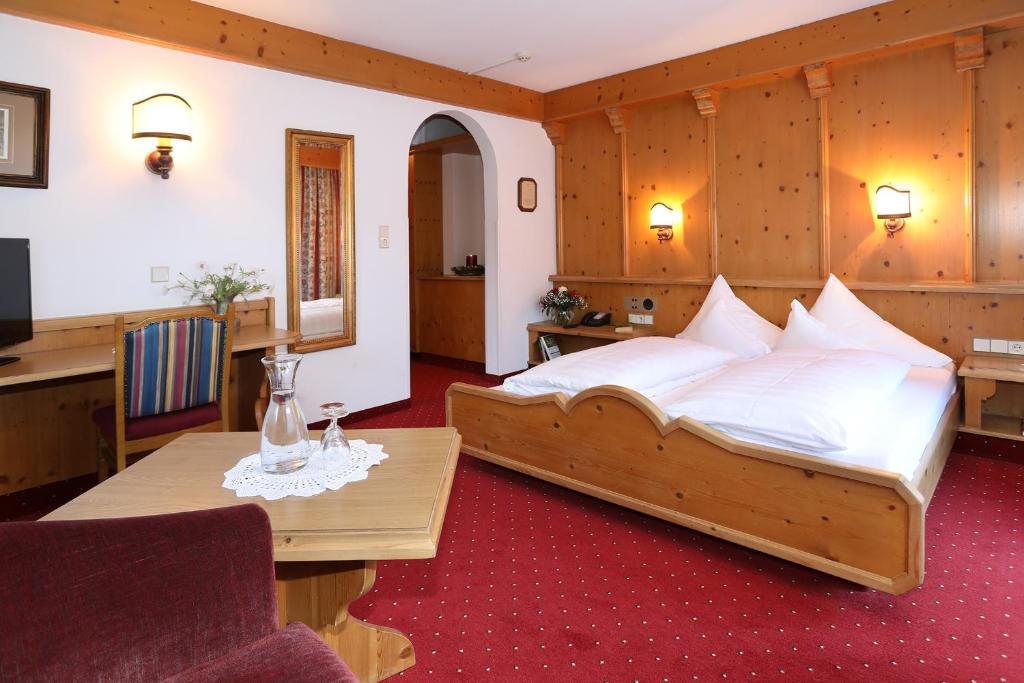 Двухместный (Двухместный номер «Комфорт» с 1 кроватью) отеля Hotel Almhof, Нойштифт
