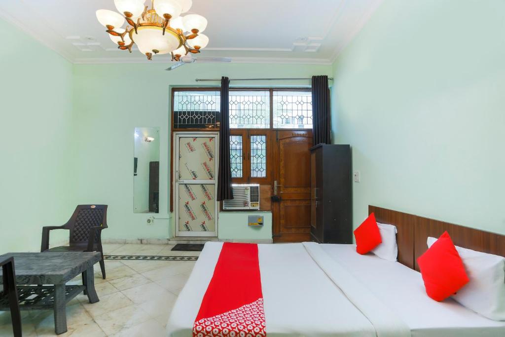 Трехместный (Классический трехместный номер), OYO 72287 Hotel Green View