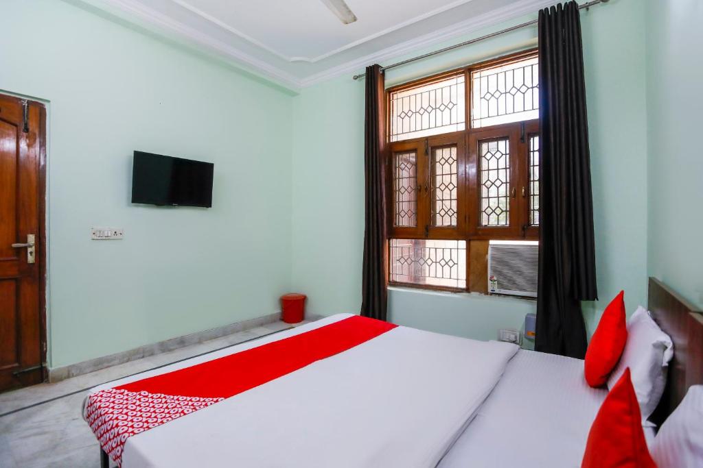 Трехместный (Классический трехместный номер), OYO 72287 Hotel Green View