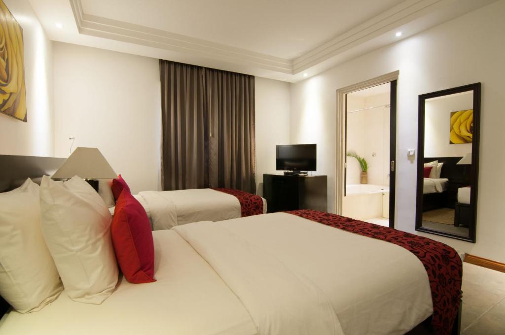 Двухместный (Улучшенный двухместный номер с 2 отдельными кроватями) отеля La Rose Boutique Hotel & Spa, Пномпень