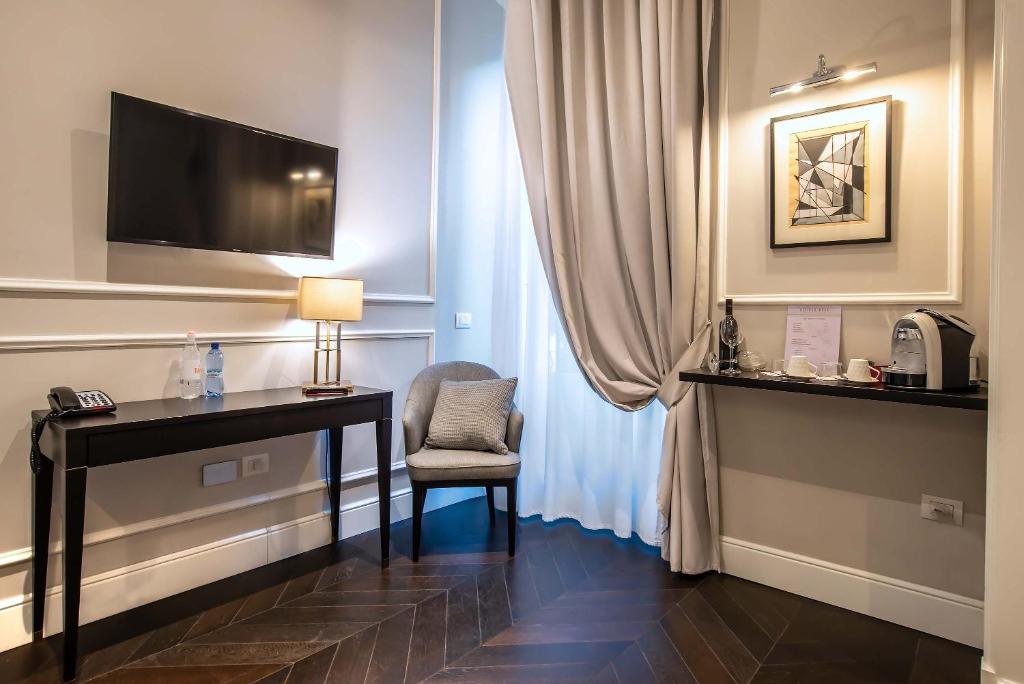 Сьюит (Люкс с балконом), Florence Luxury Suites