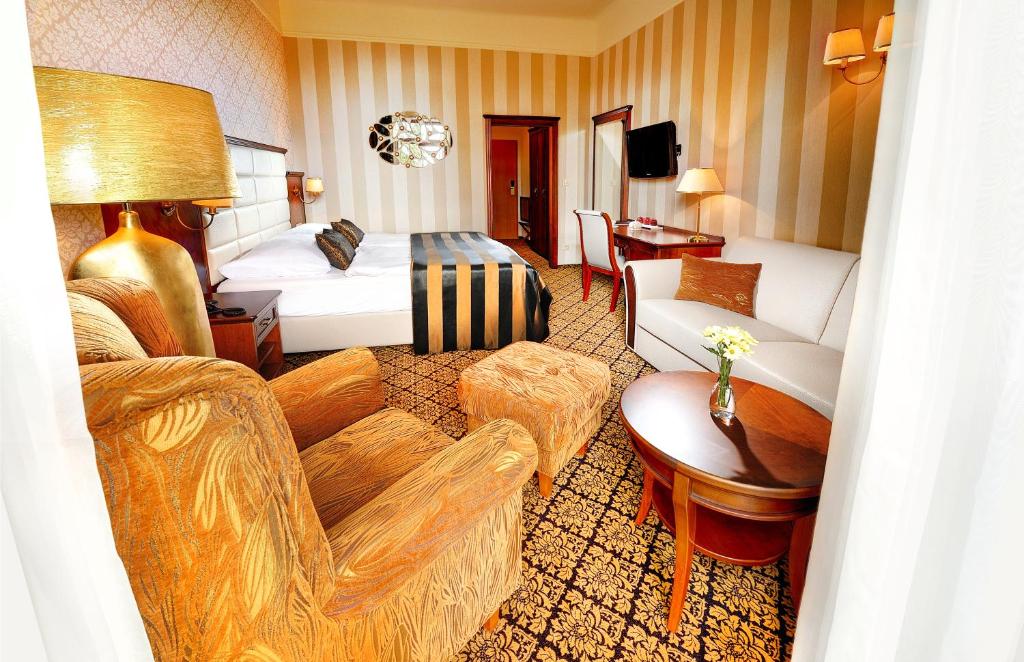 Двухместный (Двухместный номер с 1 кроватью или 2 отдельными кроватями) отеля Grand Hotel Praha, Высокие Татры