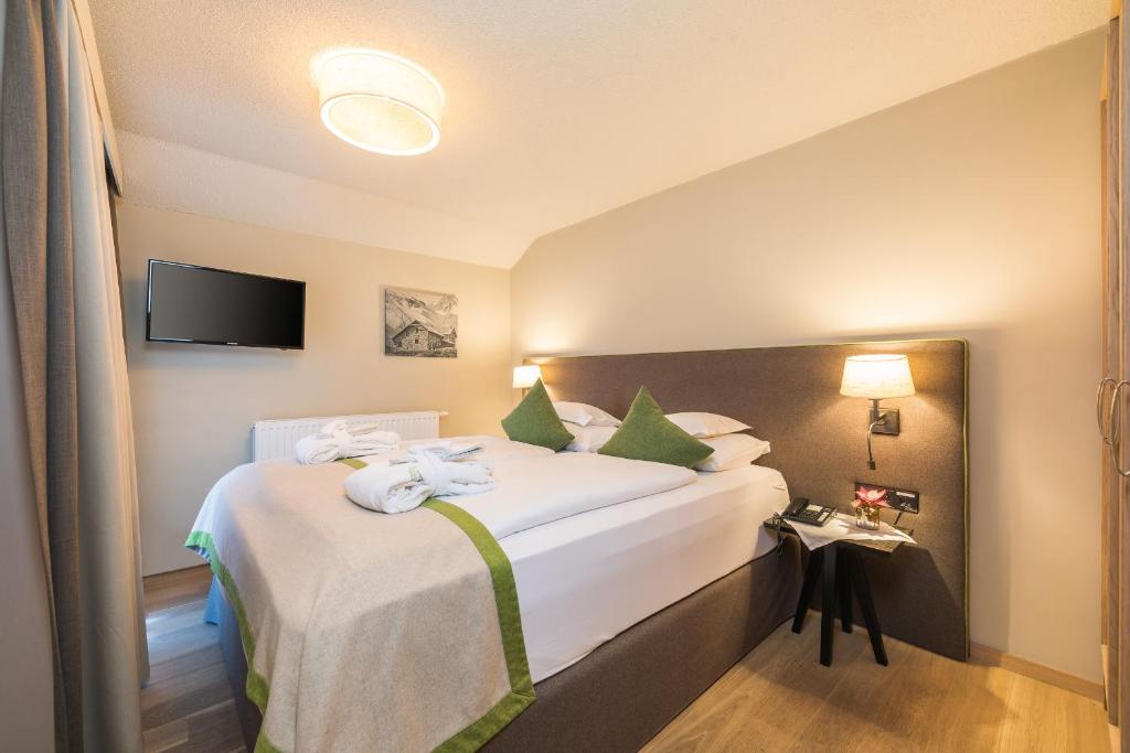 Двухместный (Двухместный номер эконом-класса с 1 кроватью) отеля Alpeiner - Nature Resort Tirol, Нойштифт