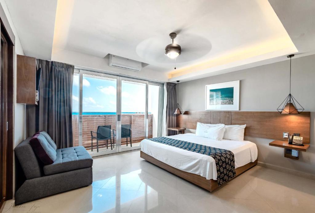 Сьюит (Суперлюкс с видом на море) отеля Ocean Dream BPR, Канкун