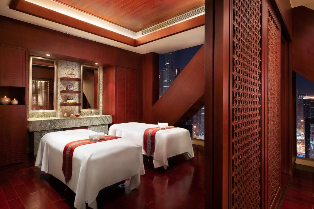 Двухместный (Двухместный номер Делюкс с 2 отдельными кроватями и доступом в лаундж) отеля Fairmont Beijing, Пекин