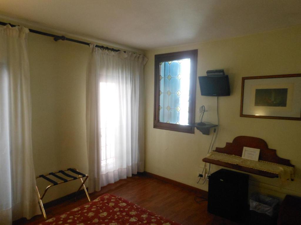 Двухместный (Двухместный номер с 1 кроватью или 2 отдельными кроватями) гостевого дома Cà Del Dose, Венеция
