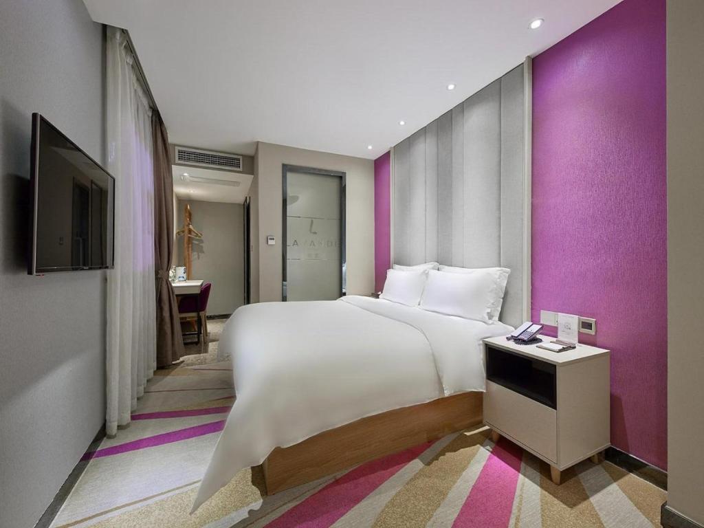 Двухместный (Standard queen size bed room) отеля Lavande Hotel Guangzhou Tianhe Zhengjia Plaza, Гуанчжоу