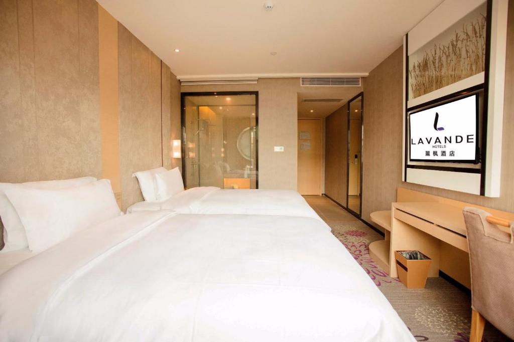 Двухместный (Стандартный номер с односпальной кроватью) отеля Lavande Hotel Guangzhou Panyu Changlong Zhong Hua Food City Branch, Гуанчжоу