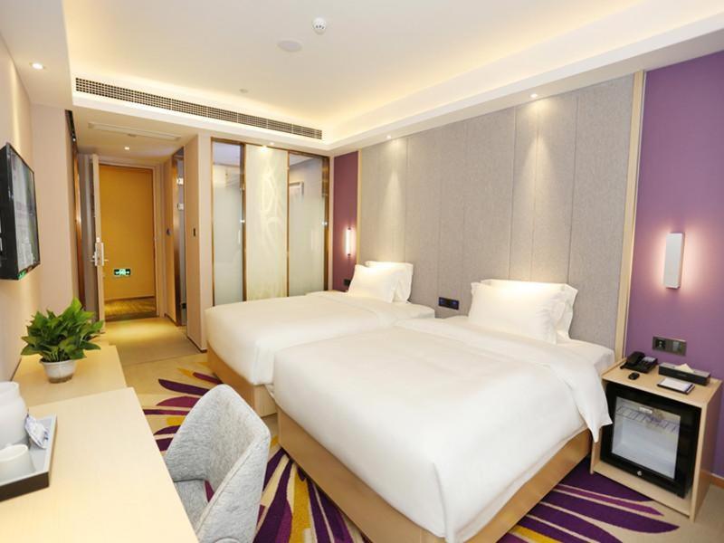 Двухместный (Улучшенный двухместный номер с 2 отдельными кроватями) отеля Lavande Hotel Beijing West Railway Station South Square, Пекин