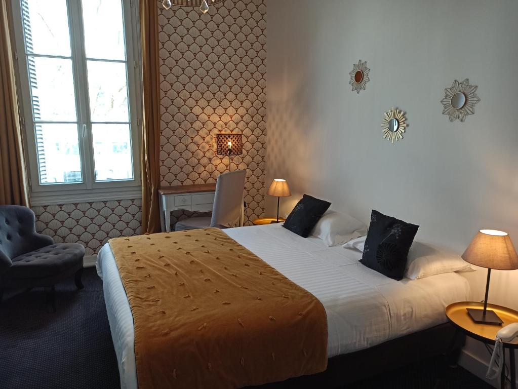 Двухместный (Стандартный двухместный номер с 1 кроватью) отеля Hotel Val De Loire, Тур