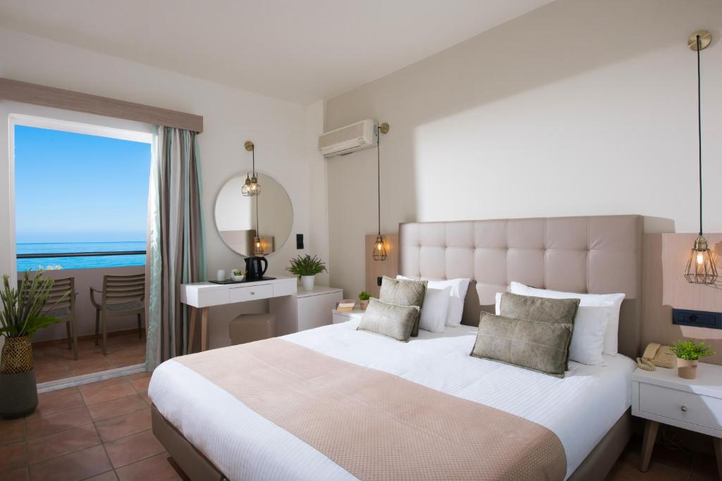 Двухместный (Двухместный номер с 1 кроватью или 2 отдельными кроватями и видом на море) отеля Gouves Bay Hotel, Гувия