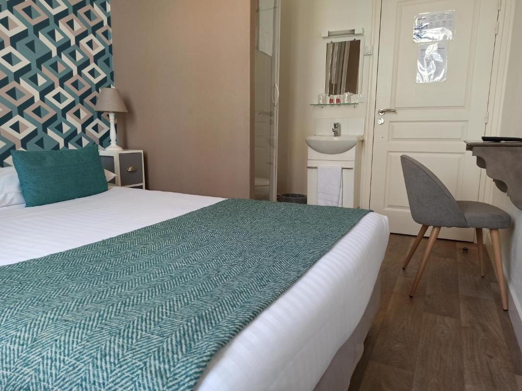 Одноместный (Economy Single Room with open bathroom), Hotel Val De Loire