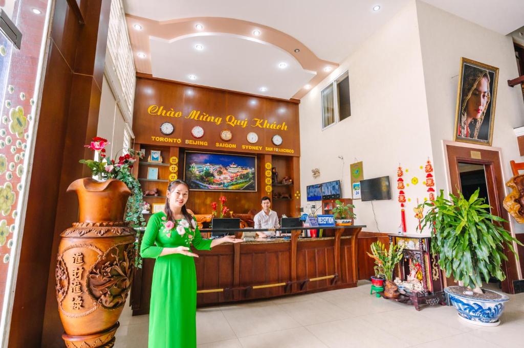 Отель Hoang Duc Hotel, Чаудок