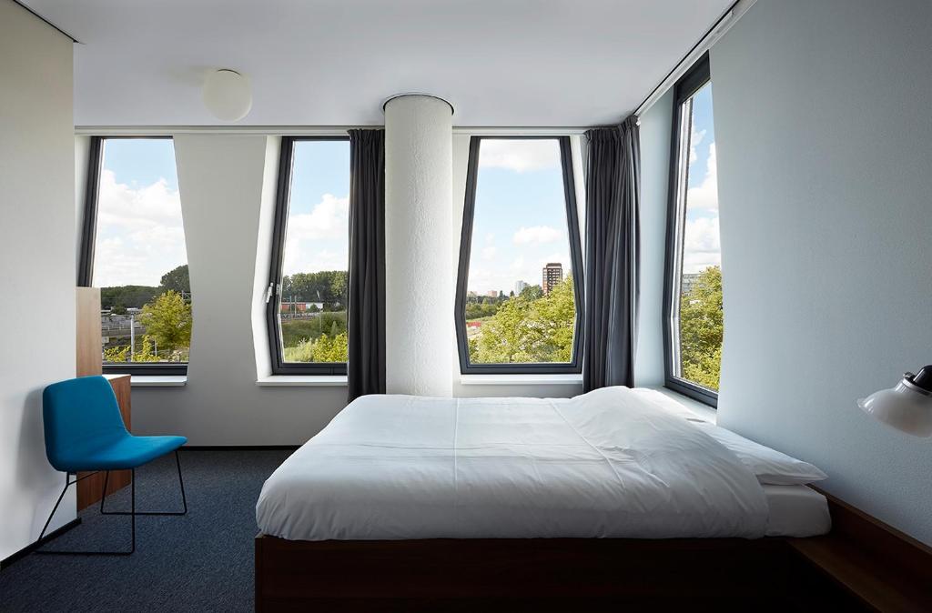 Двухместный (Представительский двухместный номер с 1 кроватью) отеля The Student Hotel Amsterdam West, Амстердам