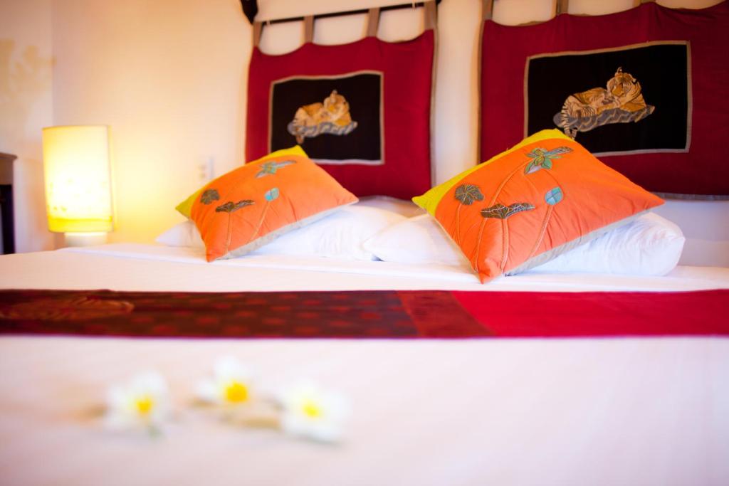 Двухместный (Двухместный номер Делюкс с 1 кроватью или 2 отдельными кроватями, вид на сад) курортного отеля Seahorse Resort & Spa, Фантхьет
