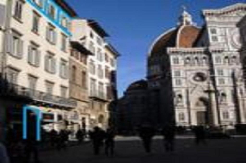 Двухместный (Стандартный двухместный номер с внешней собственной ванной комнатой) отеля Duomo View, Флоренция