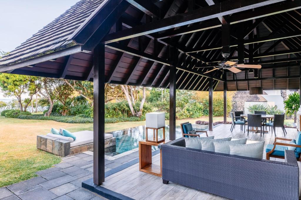 Семейный (Апартаменты с 2 спальнями и частичным видом на океан), Four Seasons Resort Mauritius at Anahita